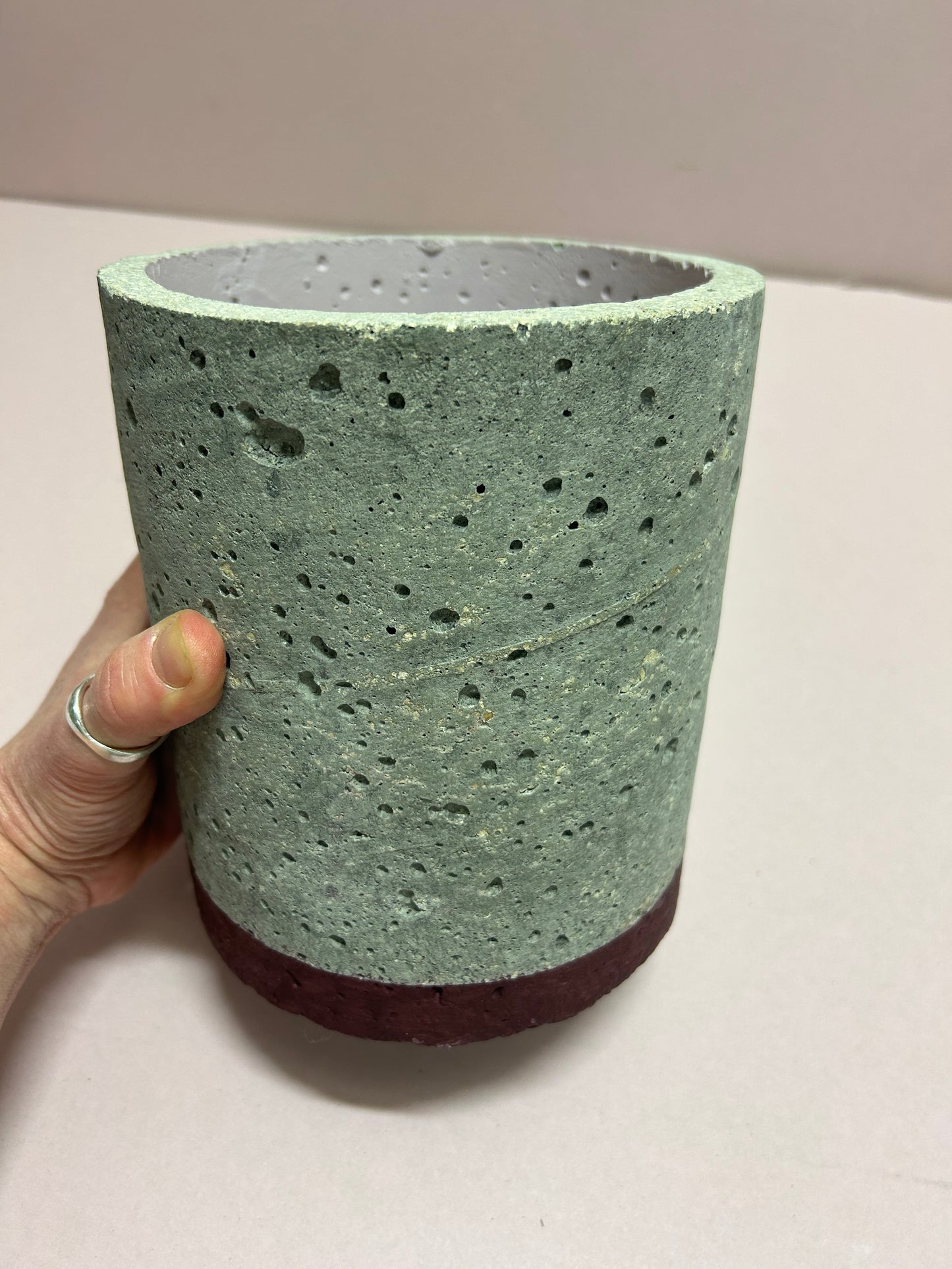 Cylinder pot mauve & pink